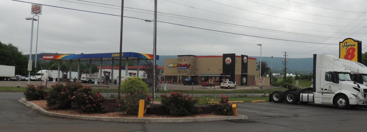 Super 8 By Wyndham Mifflinville Near Bloomsburg Kültér fotó